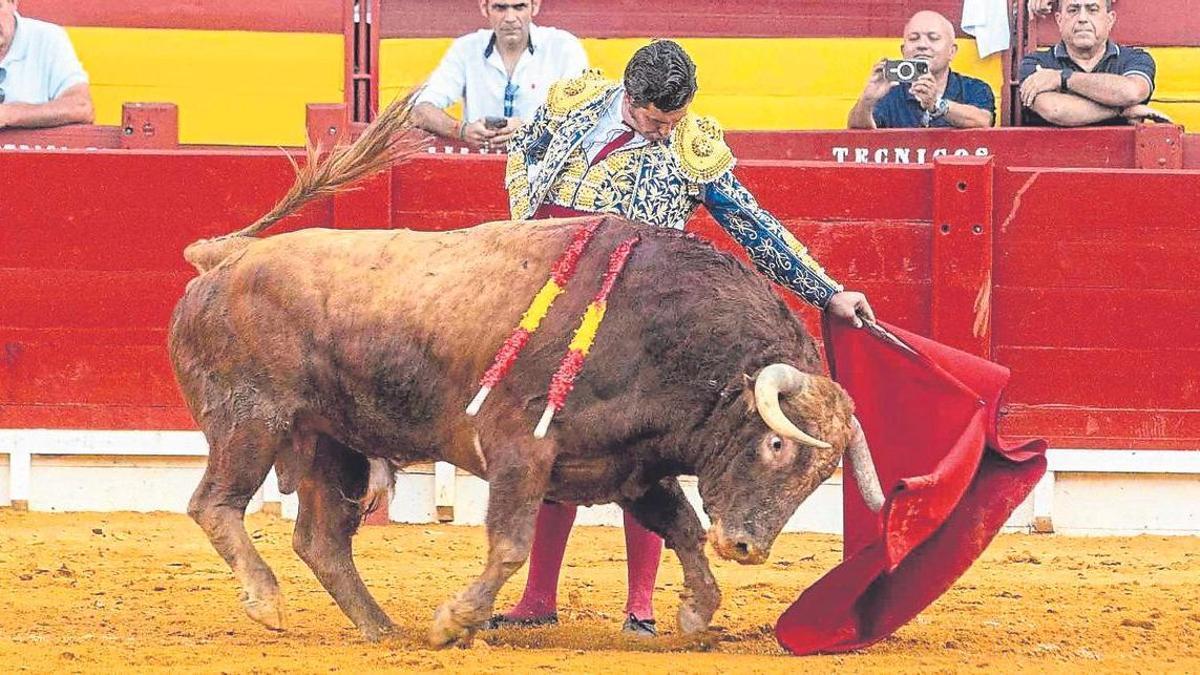 Morante de la Puebla, durante la faena del 23 de junio en la Feria de Hogueras de Alicante.