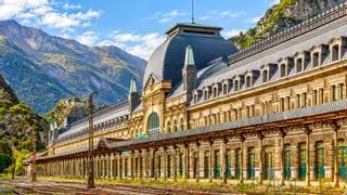 Estilo Belle Époque y Bien de Interés Cultural: la estación de tren "más bonita de España" es perfecta para un fin de semana en octubre