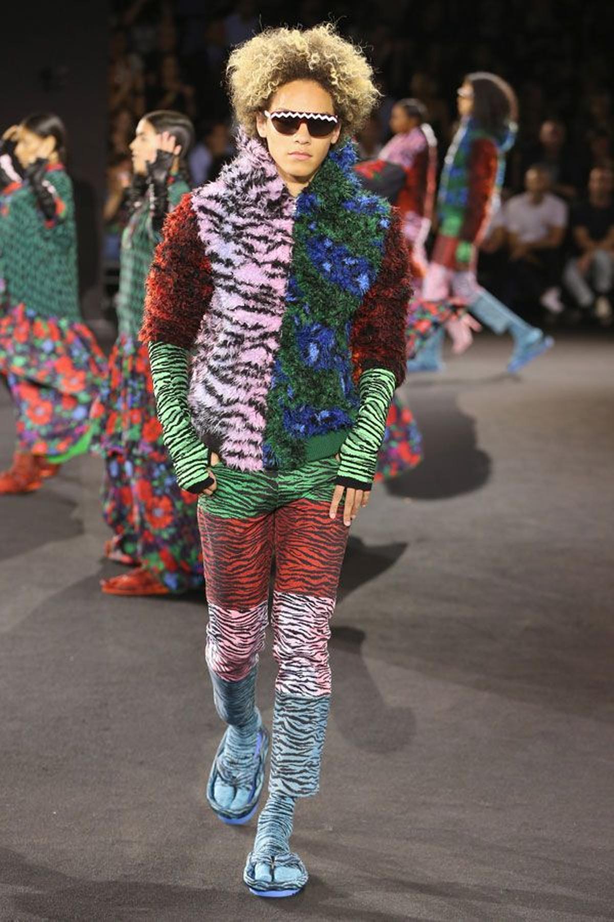 Desfile Kenzo x H&amp;M: a todo color