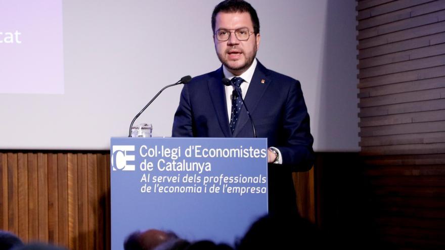 El president de la Generalitat, Pere Aragonès, a la conferència sobre finançament al Col·legi d'Economistes de Catalunya