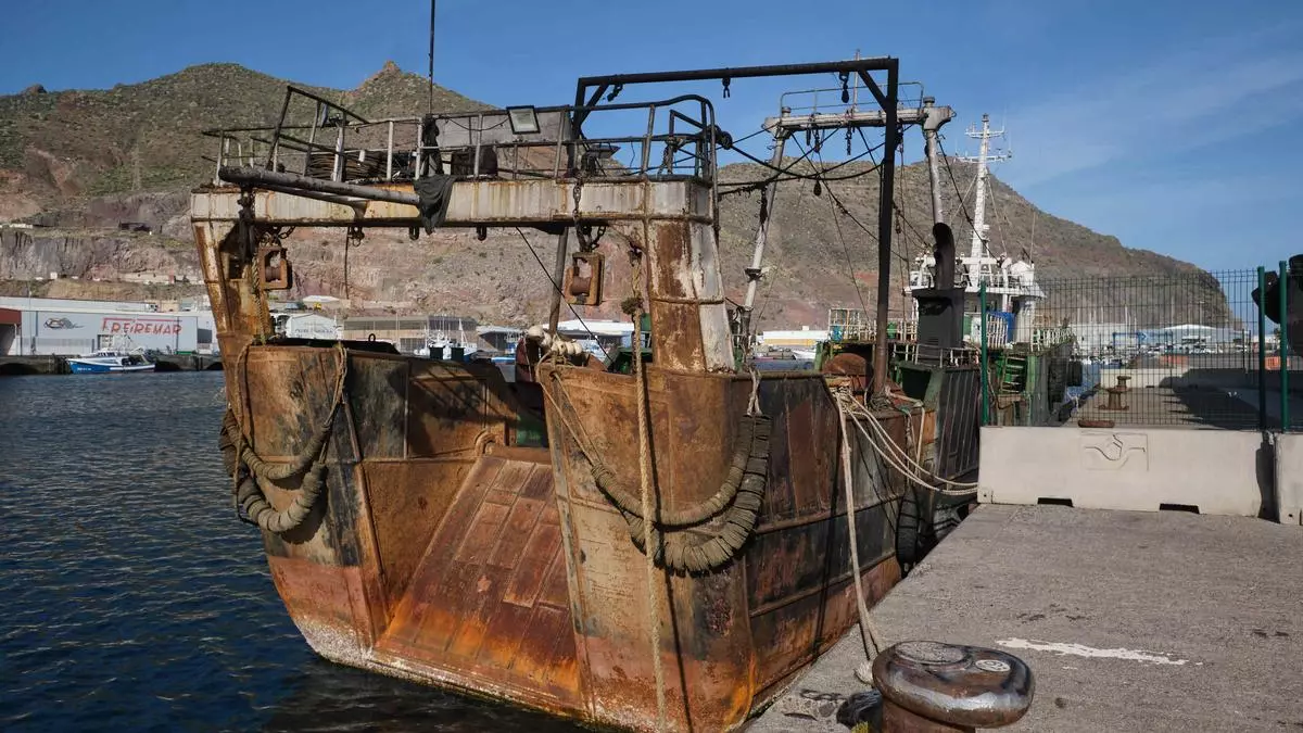 El abordaje de un barco en Tenerife destapa un alijo de tres toneladas de cocaína