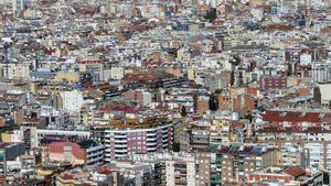 ¿Es pot prohibir la compra d’habitatge per especular? ¿Ho pot fer Catalunya? L’estudi en què es basa Illa