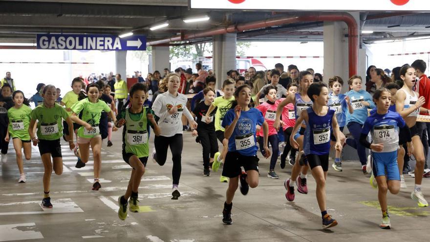 El atletismo de formación local tuvo una amplia representación en la carrera de Salcedo.