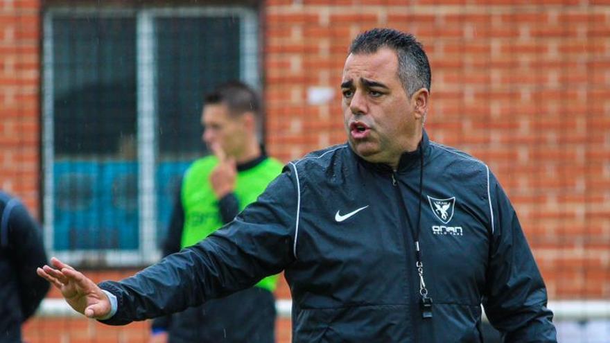 Germán Crespo, ex del Córdoba CF, destituido en el UCAM Murcia a una jornada del final