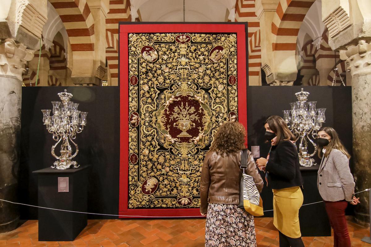 La exposición Arte y cofradías en Córdoba en imágenes