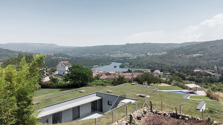 Vivienda unifamiliar en Coles. Proyecto de Carlos Mosquera del Palacio, Alberte Pérez Rodríguez y Enrique Iglesias Lima.