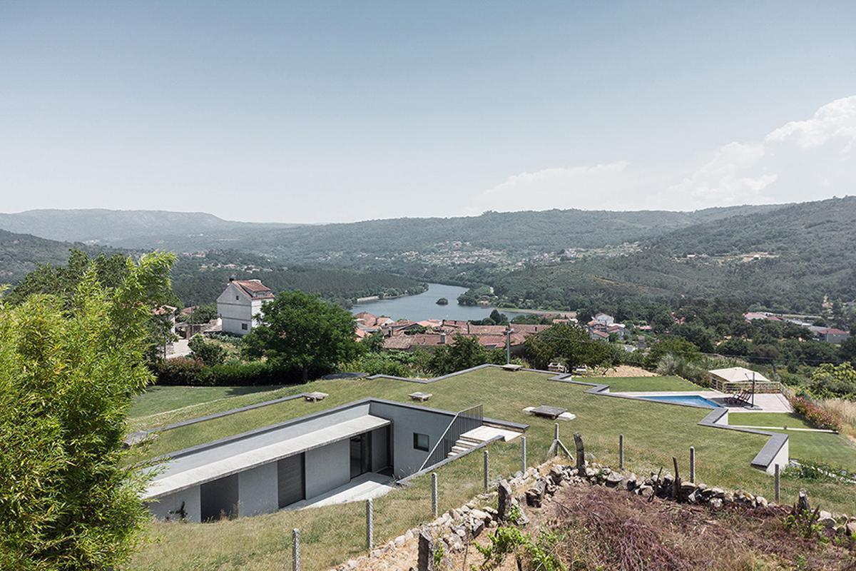 Vivienda unifamiliar en Coles. Proyecto de Carlos Mosquera del Palacio, Alberte Pérez Rodríguez y Enrique Iglesias Lima.