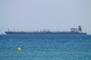 Irán califica de "ilegal e inaceptable" la captura de su buque en Gibraltar