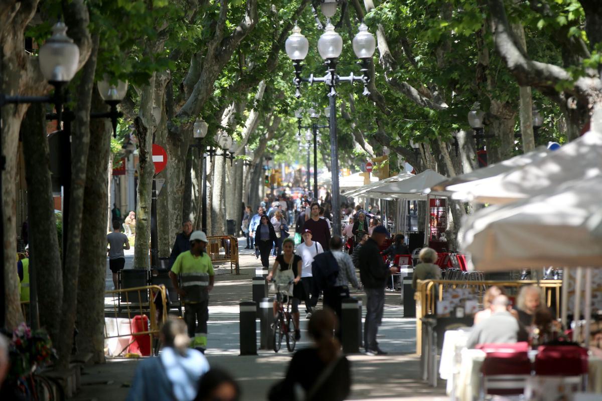 Barcelona (Barcelonès) 11/05/2017 Sociedad Reportaje sobre la metamorfosis del Poble Nou. En la foto la Rambla del Poble Nou. poblenou FOTO DANNY CAMINAL