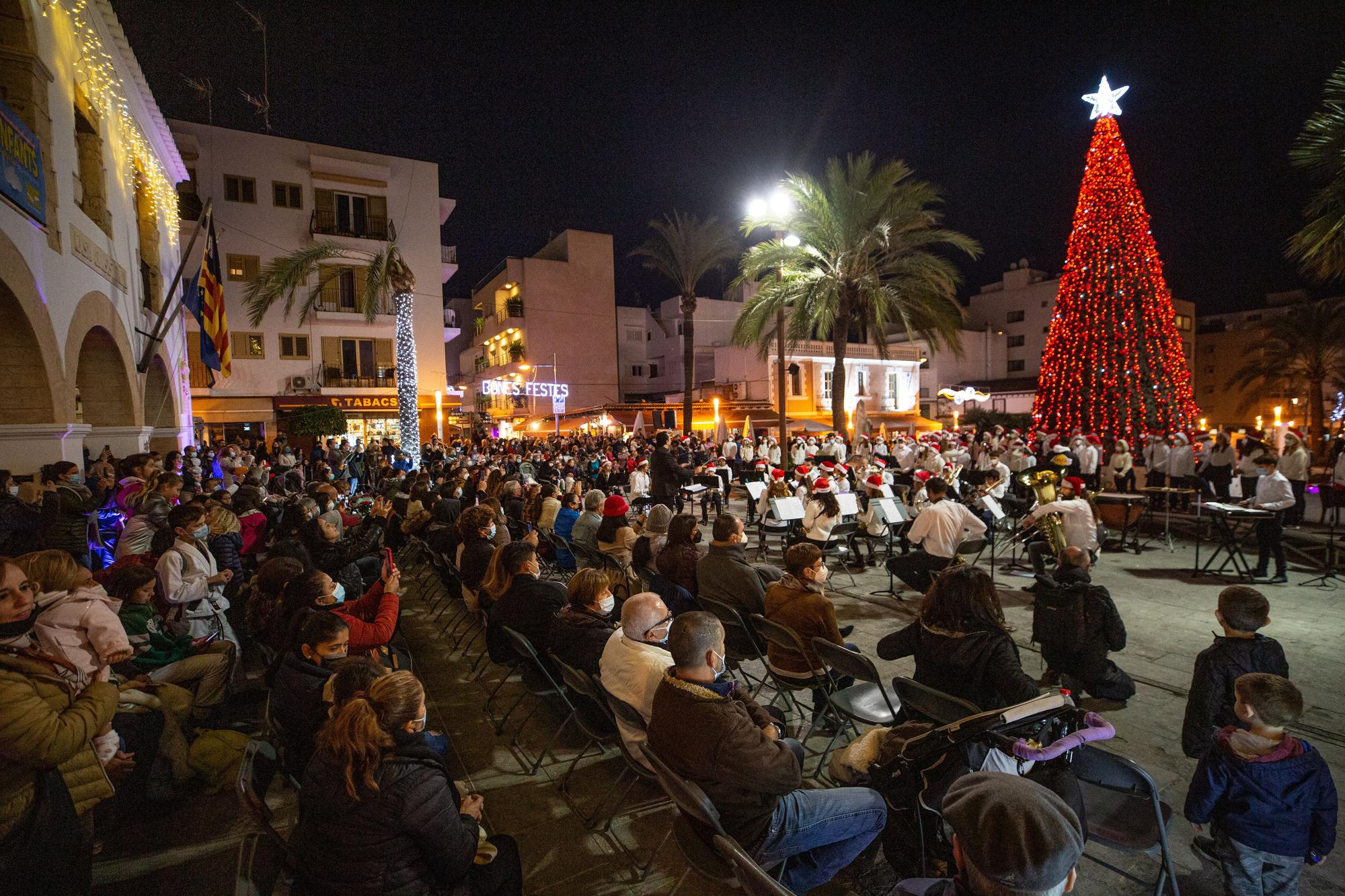 Encendido de las luces de Navidad en Santa Eulària