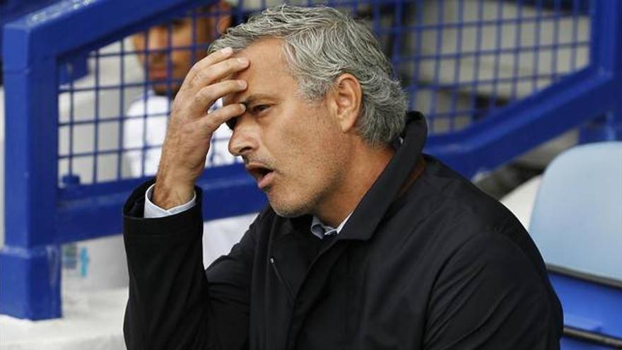 El Chelsea de Mourinho sigue en caída libre
