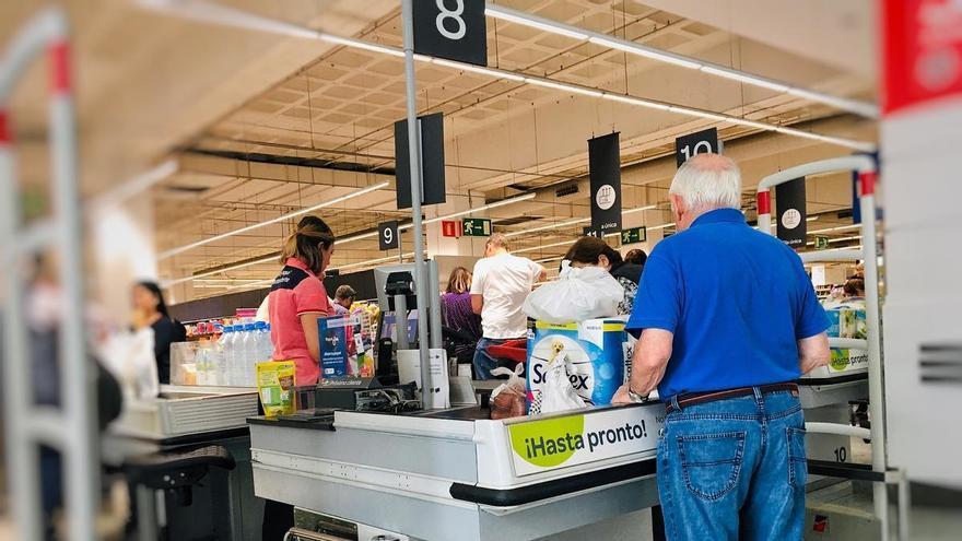 Supermercados canarios absorben el 40% de sobrecoste en transporte para no encarecer la cesta