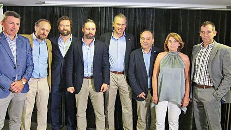 Abascal, en roda de premsa a Múrcia, envoltat del seu equip.