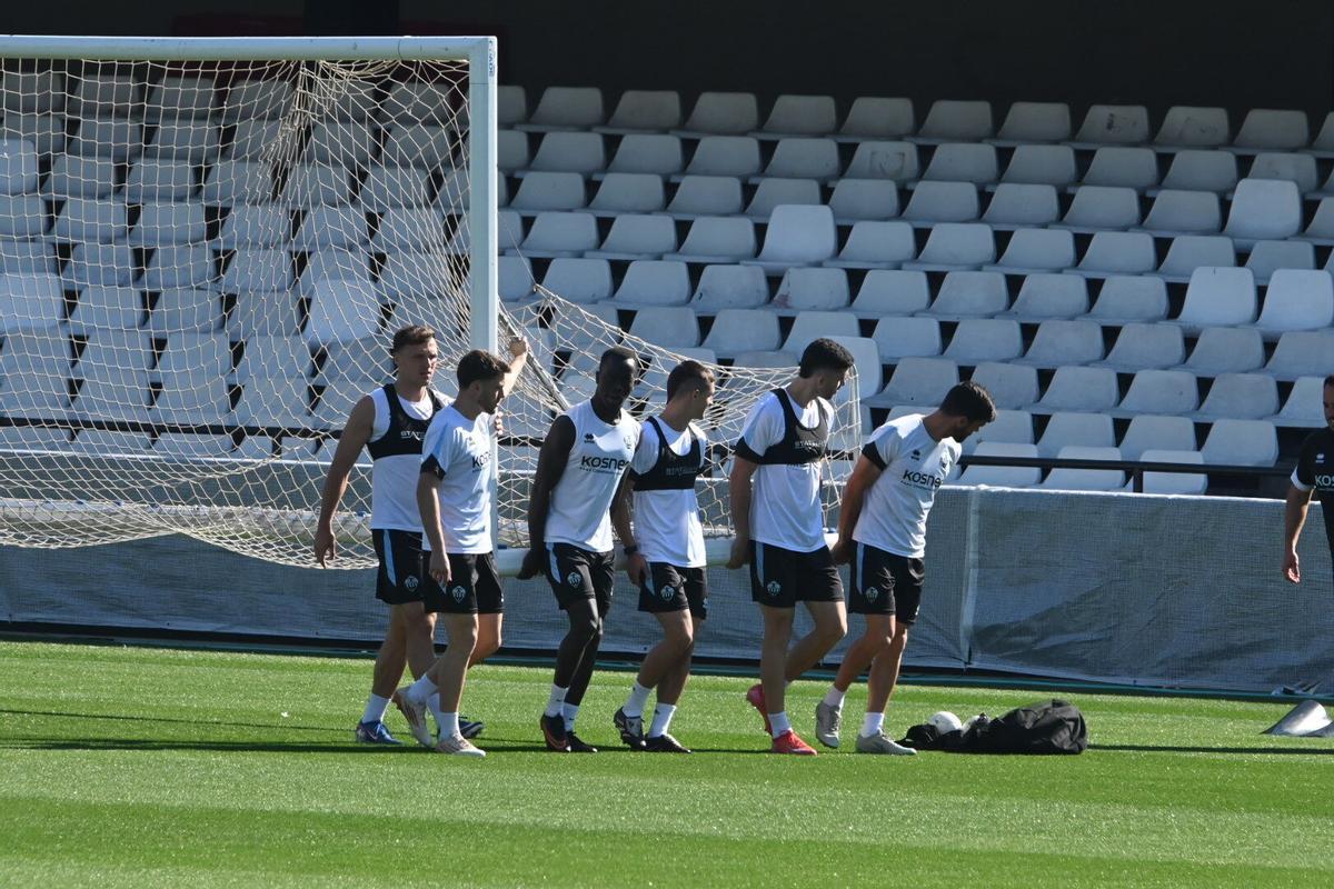 El equipo de Pablo Hernández prepara el partido contra el Burgos