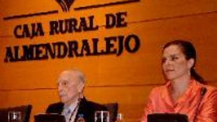 Ayala protagoniza el Día del Bibliófilo en Almendralejo