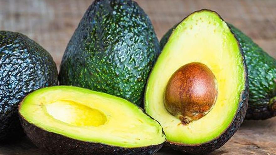 Los expertos piden eliminar el aguacate de la dieta por este motivo