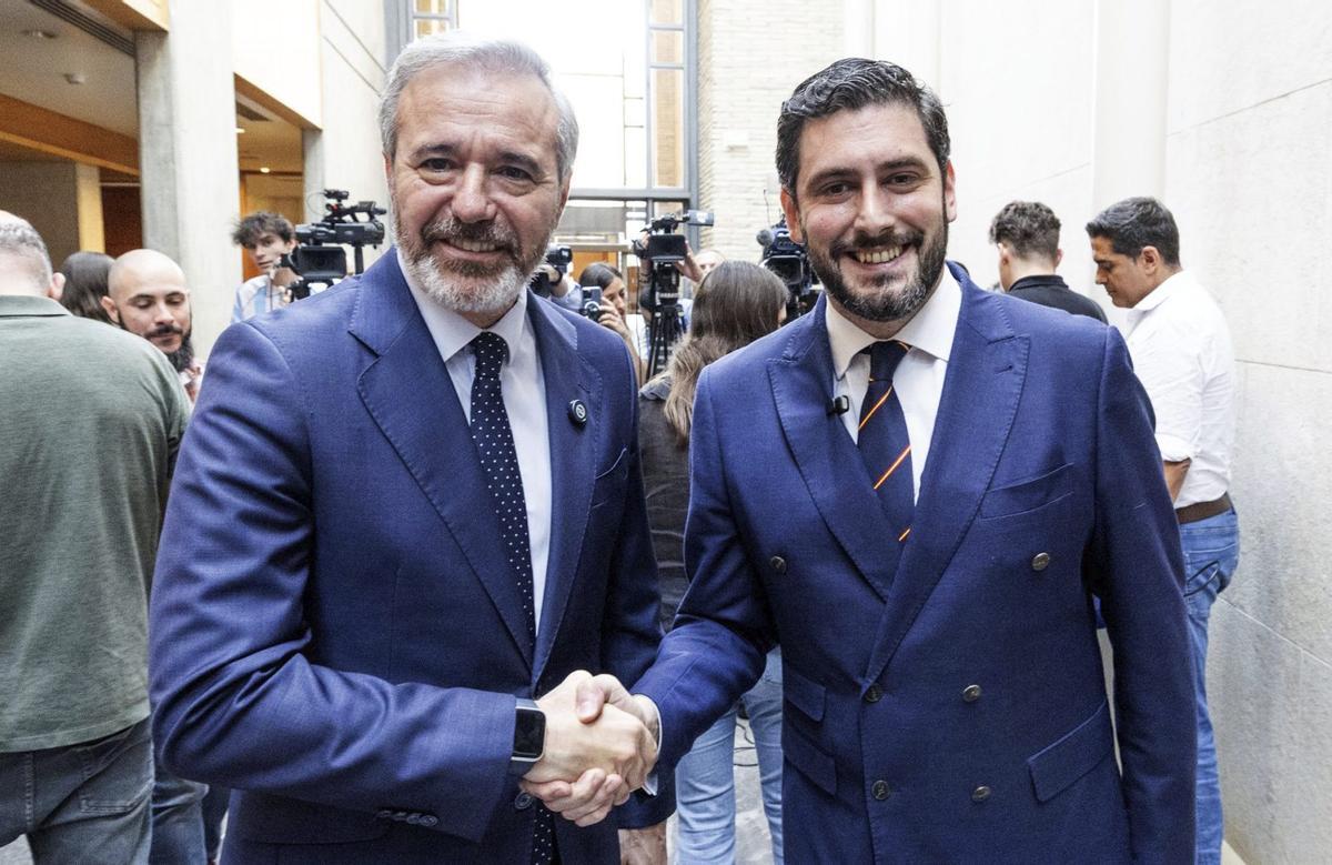 El PP i Vox tanquen un pacte a l’Aragó que inclou la "prioritat nacional"
