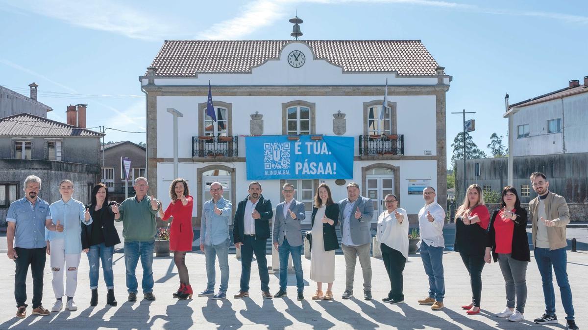 Miembros de la candidatura socialista del alcaldable para A Baña, José Antonio Pereira / PSOE