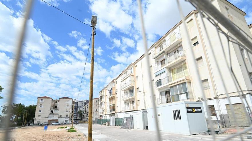 San Antón, en Elche, gana luz tras los derribos mientras la demolición del bloque 8 sigue sin fecha