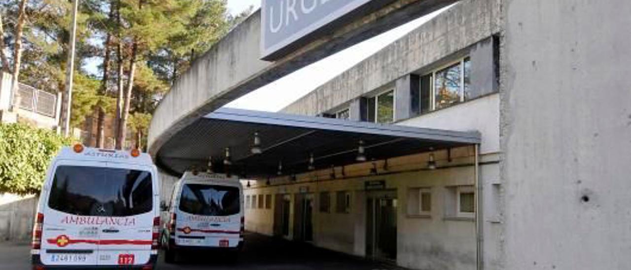 La entrada a la zona de Urgencias del Hospital Valle del Nalón. | LNE