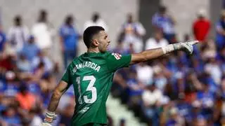 ¿Cuántos goles se puede permitir encajar Joan Garcia para mantener el Zamora?