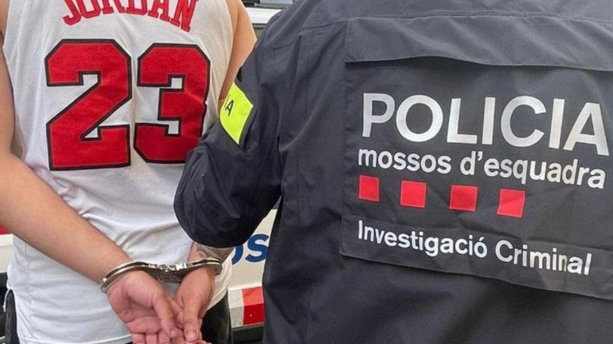 Los Mossos detienen al &#039;instagramer&#039; que se burla con &#039;simpas&#039; de los taxistas