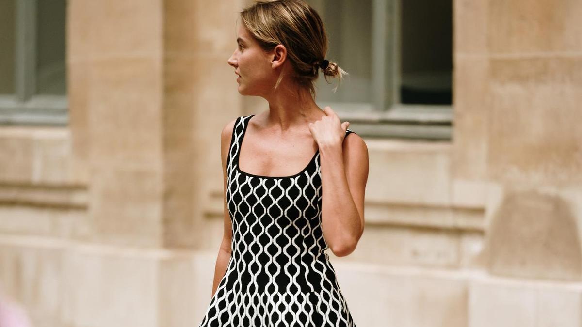 Valentina Rodriguez en un ambiente exótico