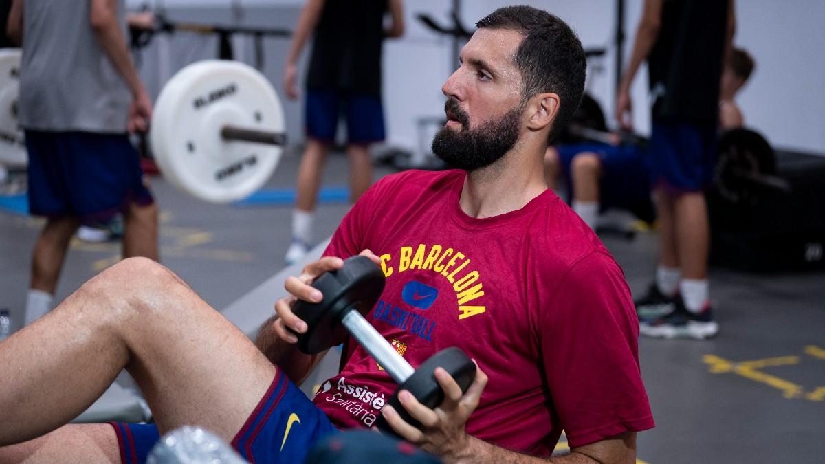 Mirotic entrenando para su recuperación