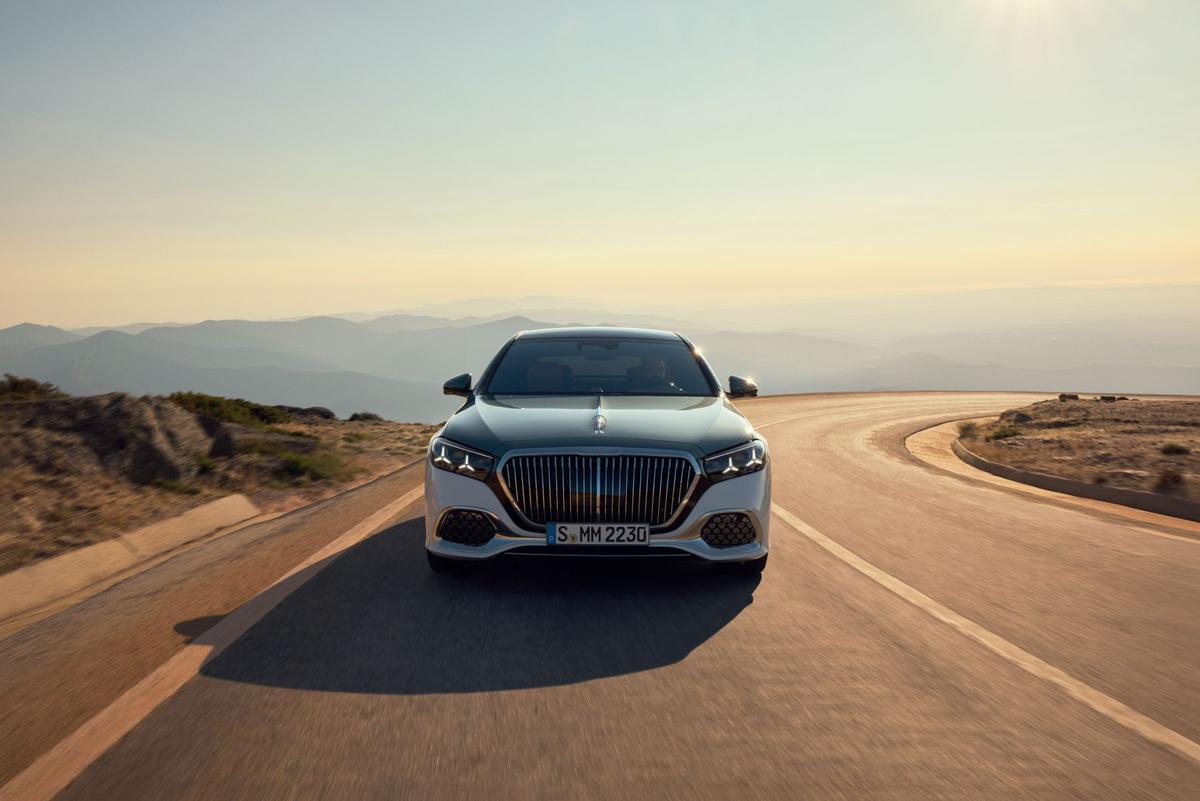 La actualización del Mercedes-Maybach Clase es, sobre todo, tecnológica.