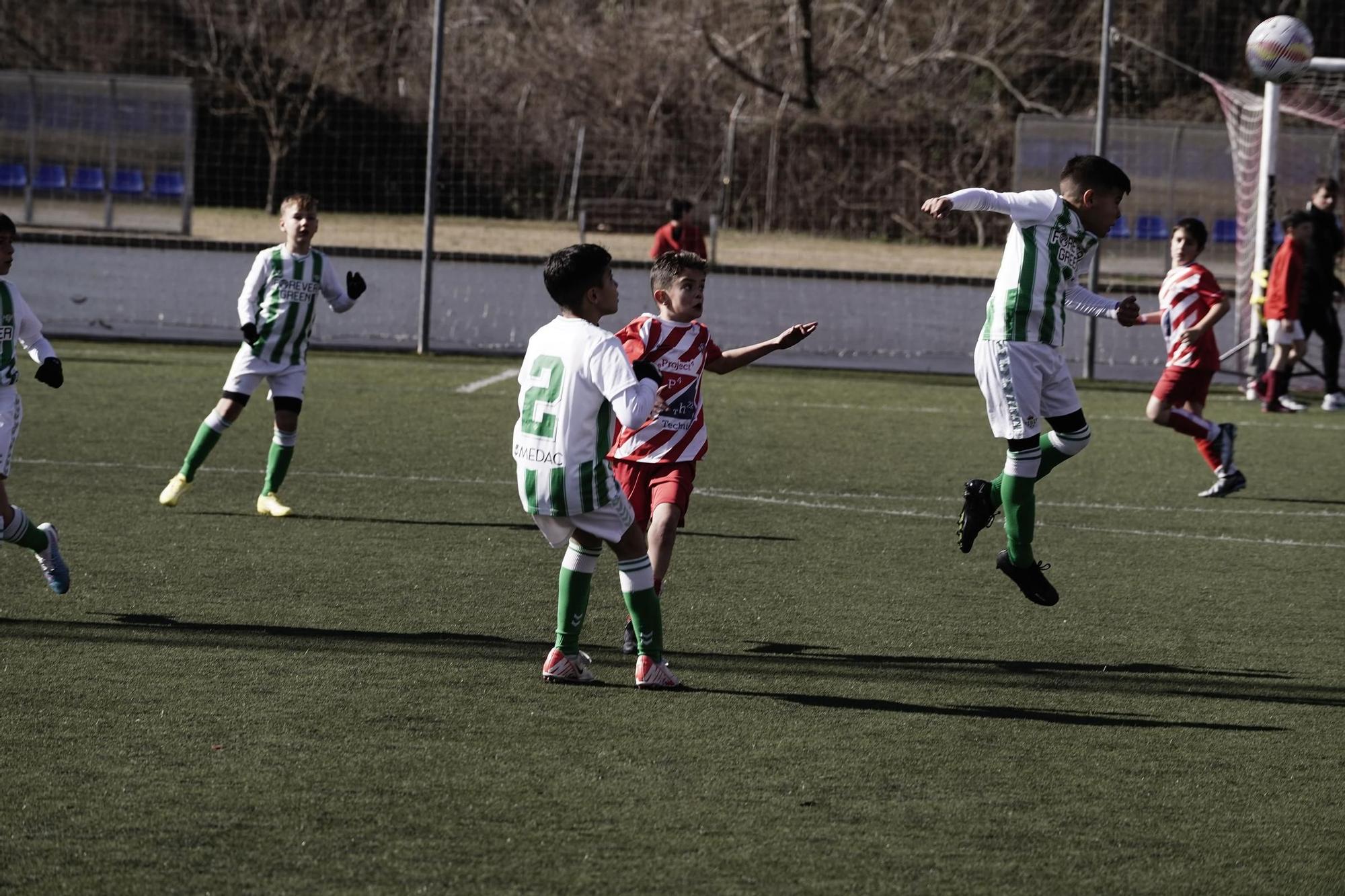 Imatges de la desena edició del torneig Ciutat de Berga de futbol-7 benjamí