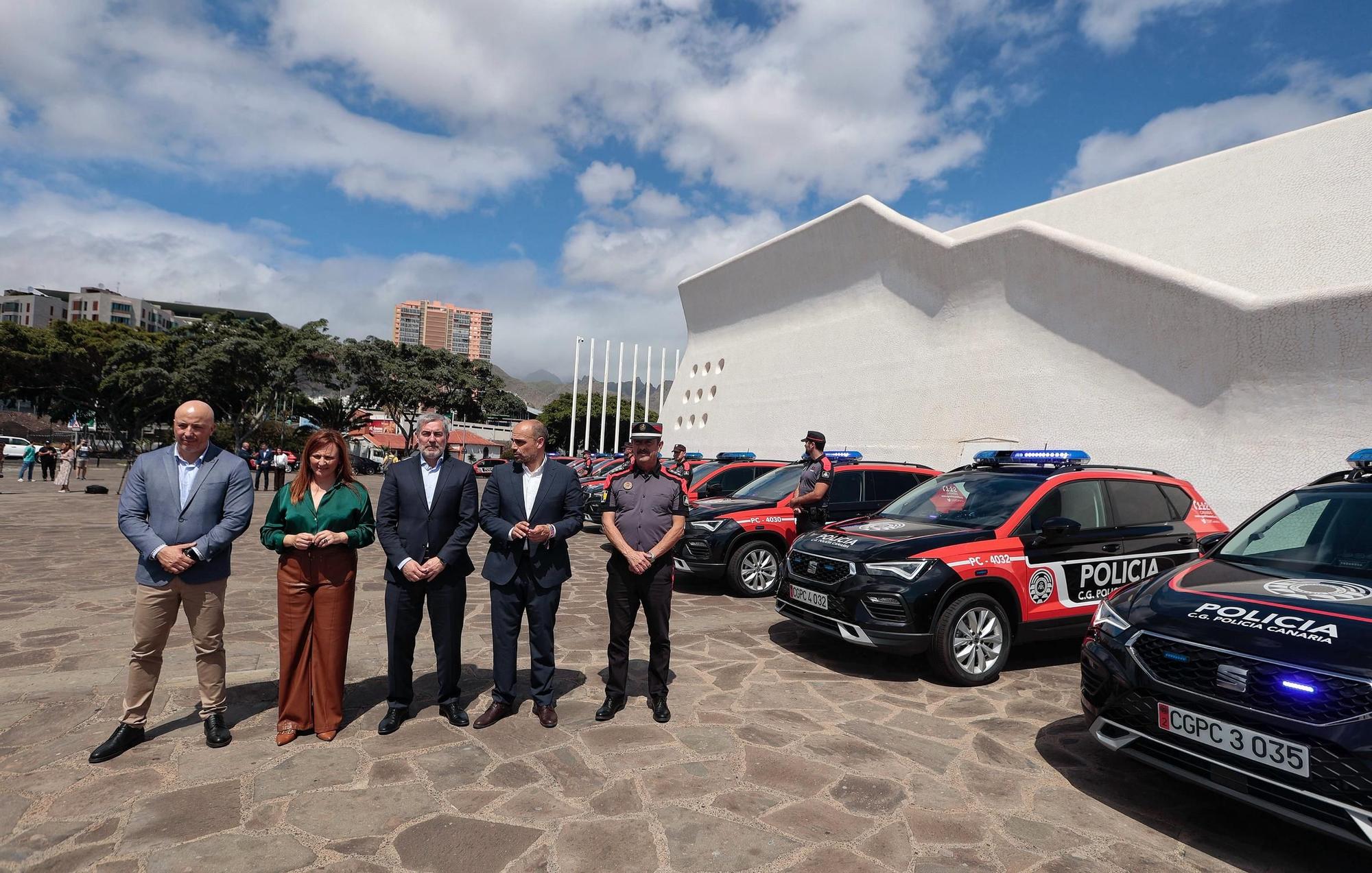 Presentación de los nuevos vehículos de la Policía Autonómica