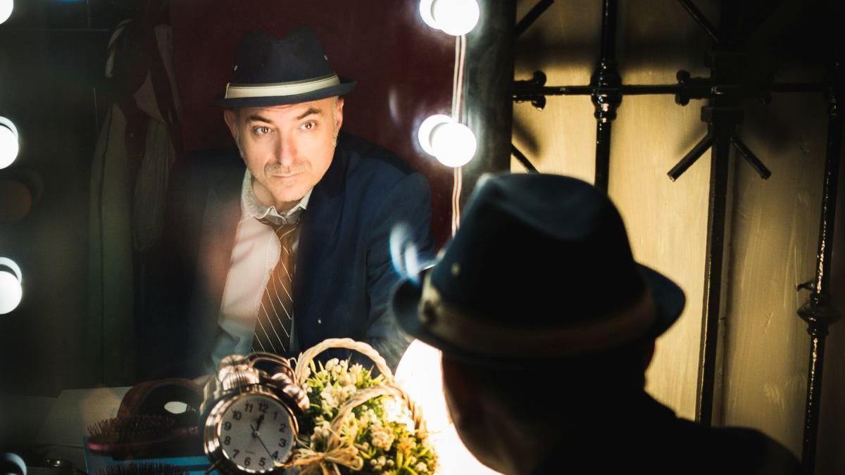 El actor Rafa Blanca cumple 25 años de carrera sobre las tablas.