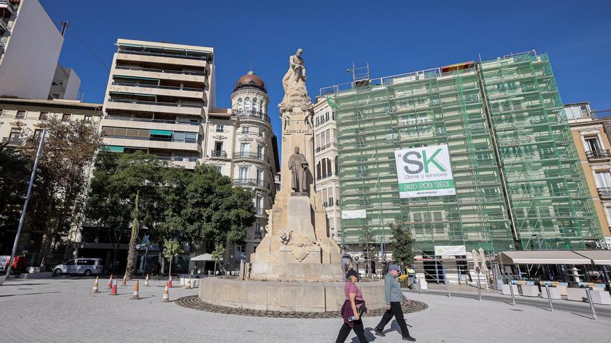 La nueva plaza de Canalejas de Alicante: más espacio para el peatón, menos para las zonas verdes