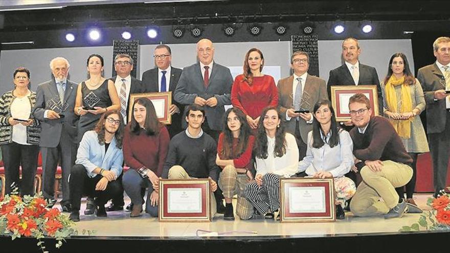 Francisco j. Díaz es reconocido por su labor en el Observatorio de la Infancia