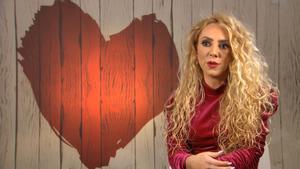 María del Valle en First Dates