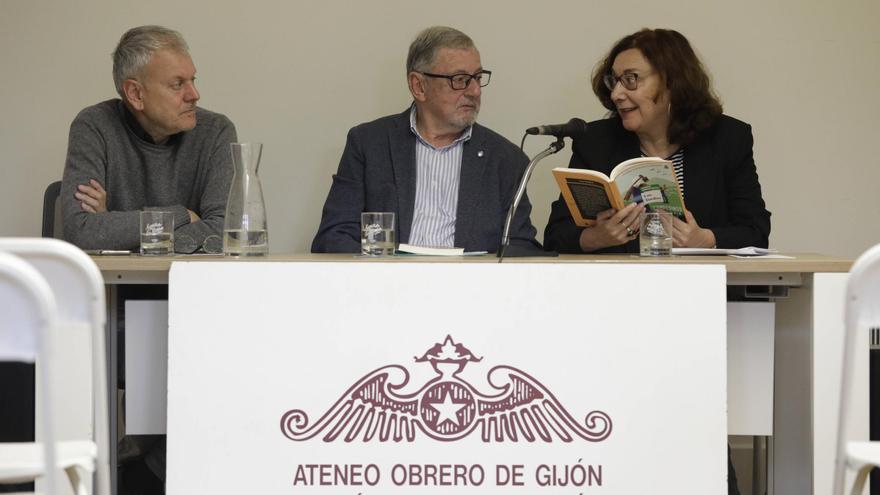 Vicente García Oliva presenta &quot;Los Tordos&quot; en el Ateneo Obrero de Gijón