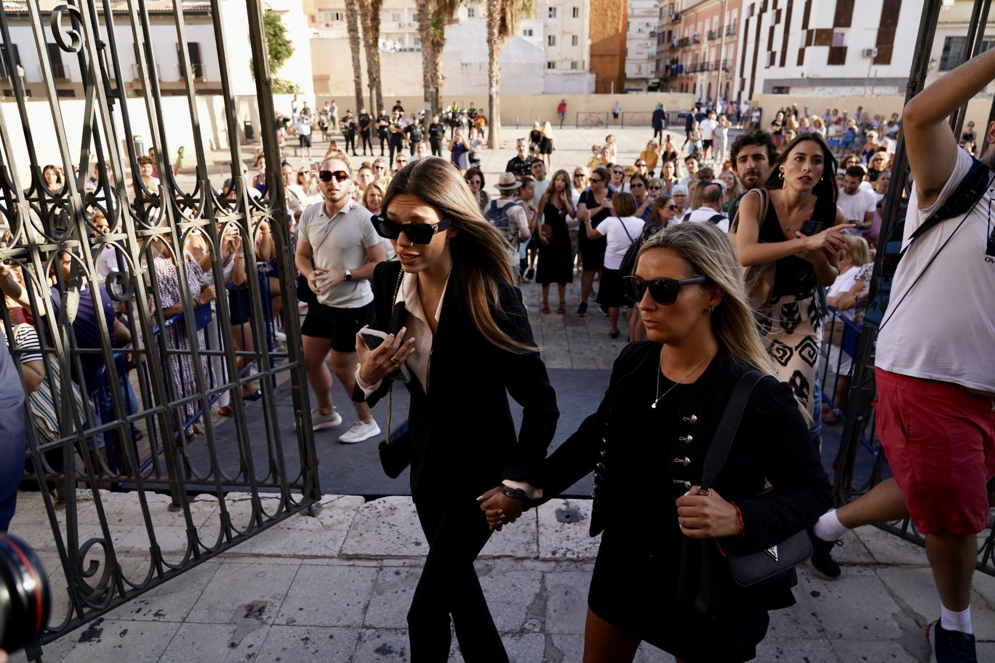 Multitudinario último adiós a María Teresa Campos en Málaga