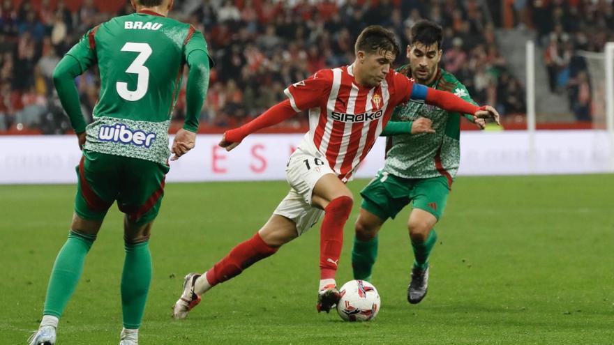 El Sporting retomará la renovación de Nacho tras Navidad y se acerca a Pablo