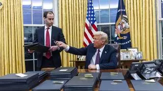 Trump confunde a España con un miembro de los BRICS, a los que amenaza con aranceles