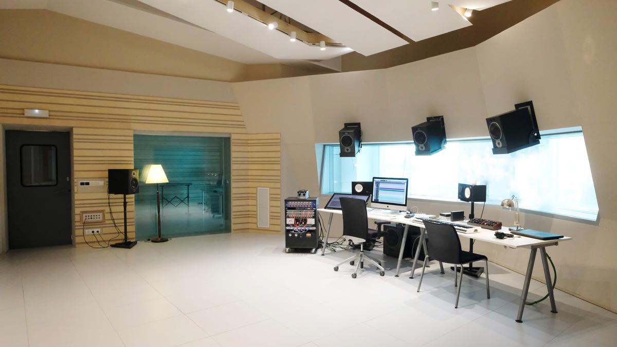 El laboratorio de Sonido del centro de arte y tecnología, Etopia, de Zaragoza, donde se desarrolla el taller.