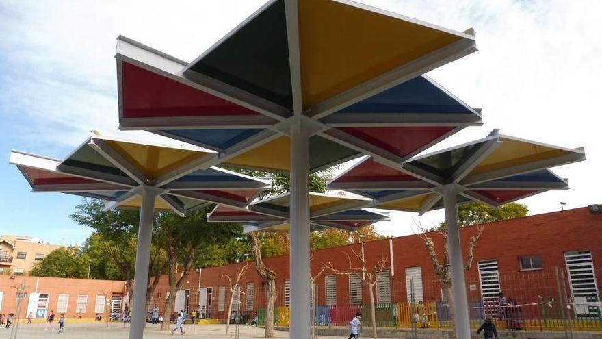 La instalación de elementos para el sombraje en los colegios triunfan entre las propuestas murcianas