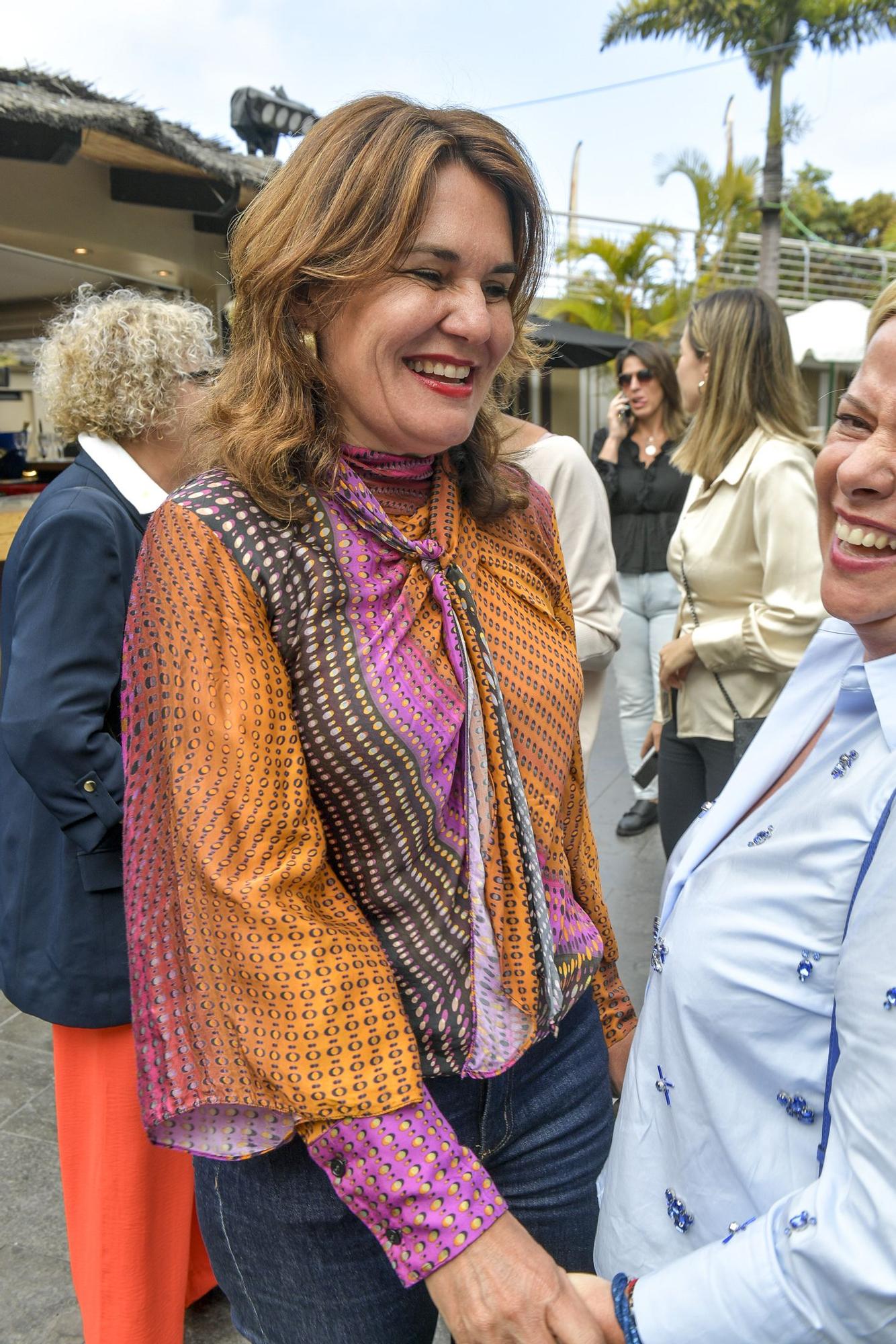 Un día en la campaña electoral de Jimena Delgado, candidata del PP al Ayuntamiento de Las Palmas de Gran Canaria