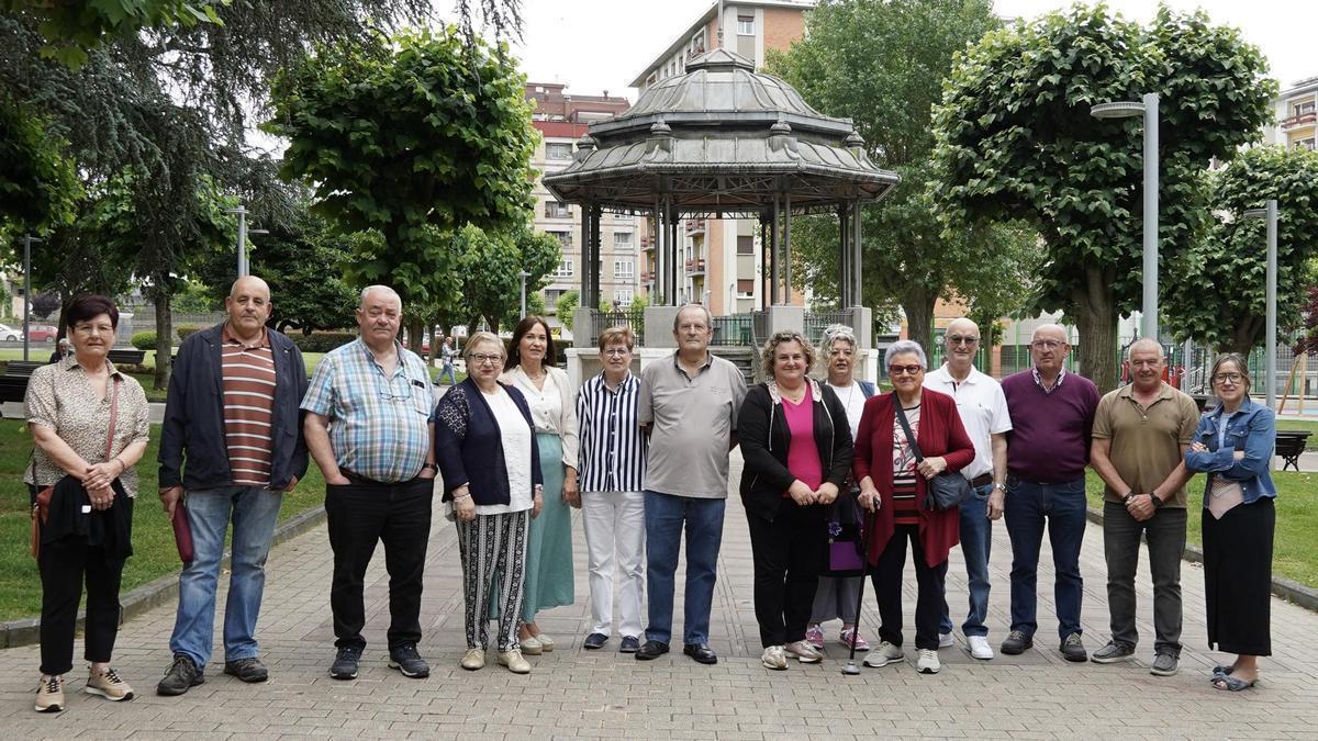 Encuentro de los representantes de los hogares de pensionistas y jubilados de Siero en el Ayuntamiento.