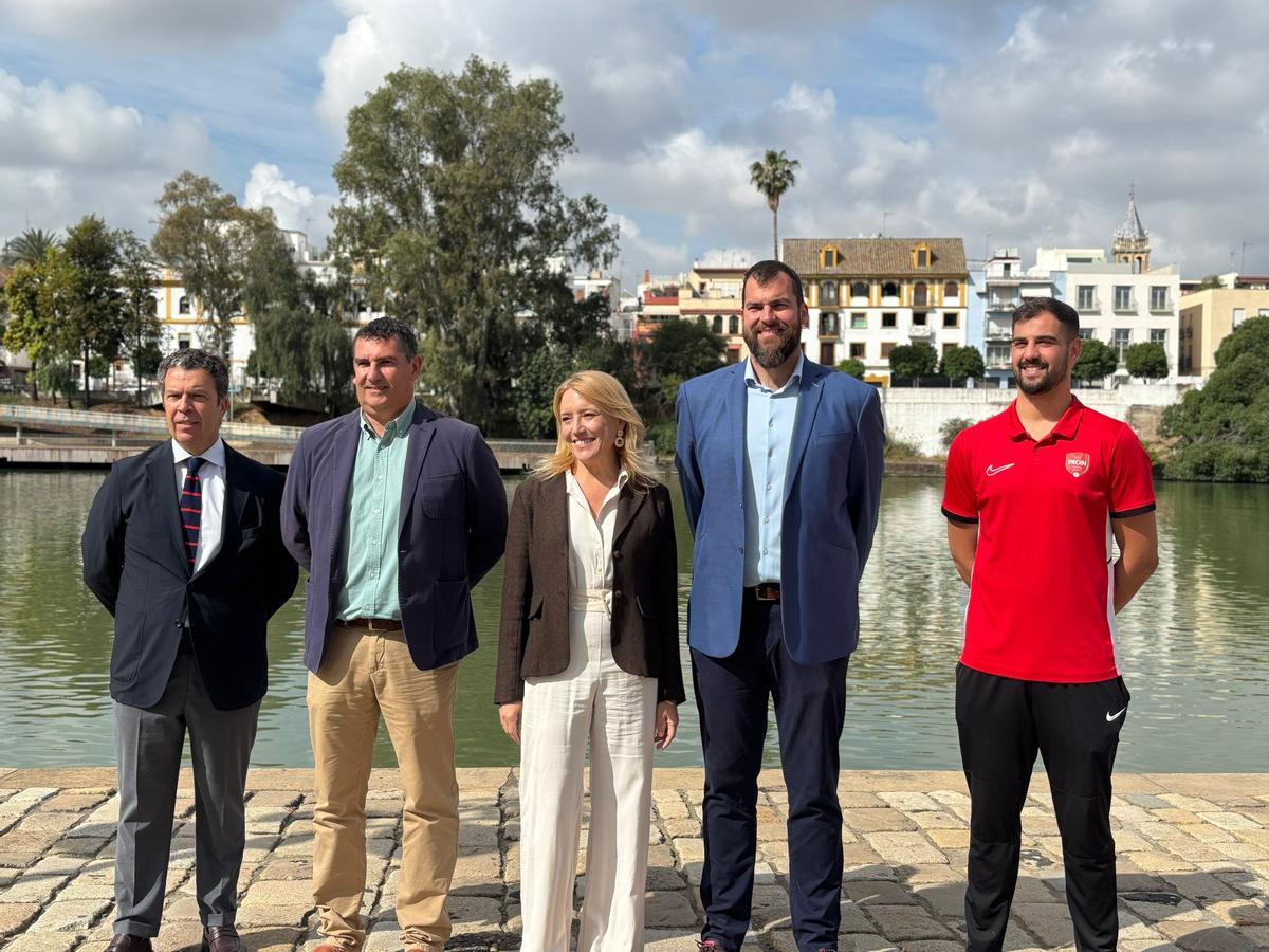 El Cajasol Sevilla BM Proin, a un paso de ascender a la liga ASOBAL