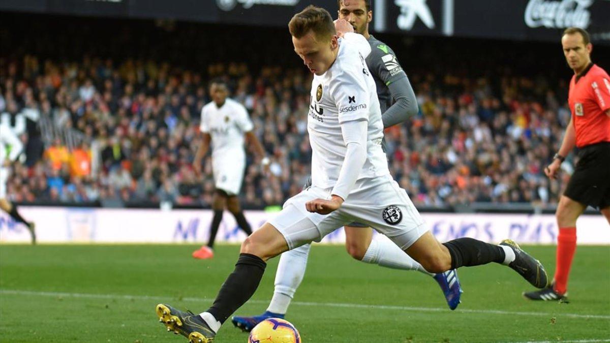 Las ausencias empujan a Cheryshev a la titularidad