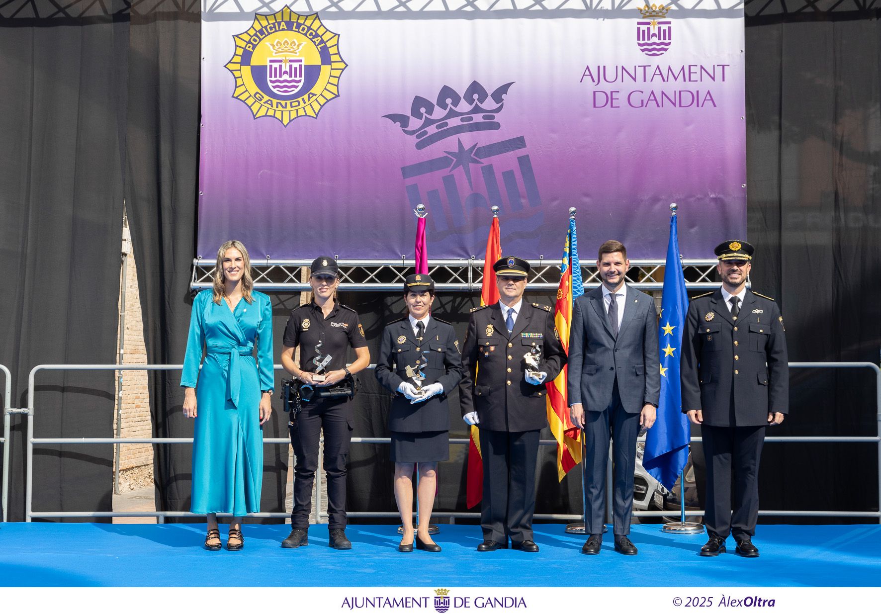 Acto del Dia de la Policía Local de Gandia y reconocimiento a los agentes