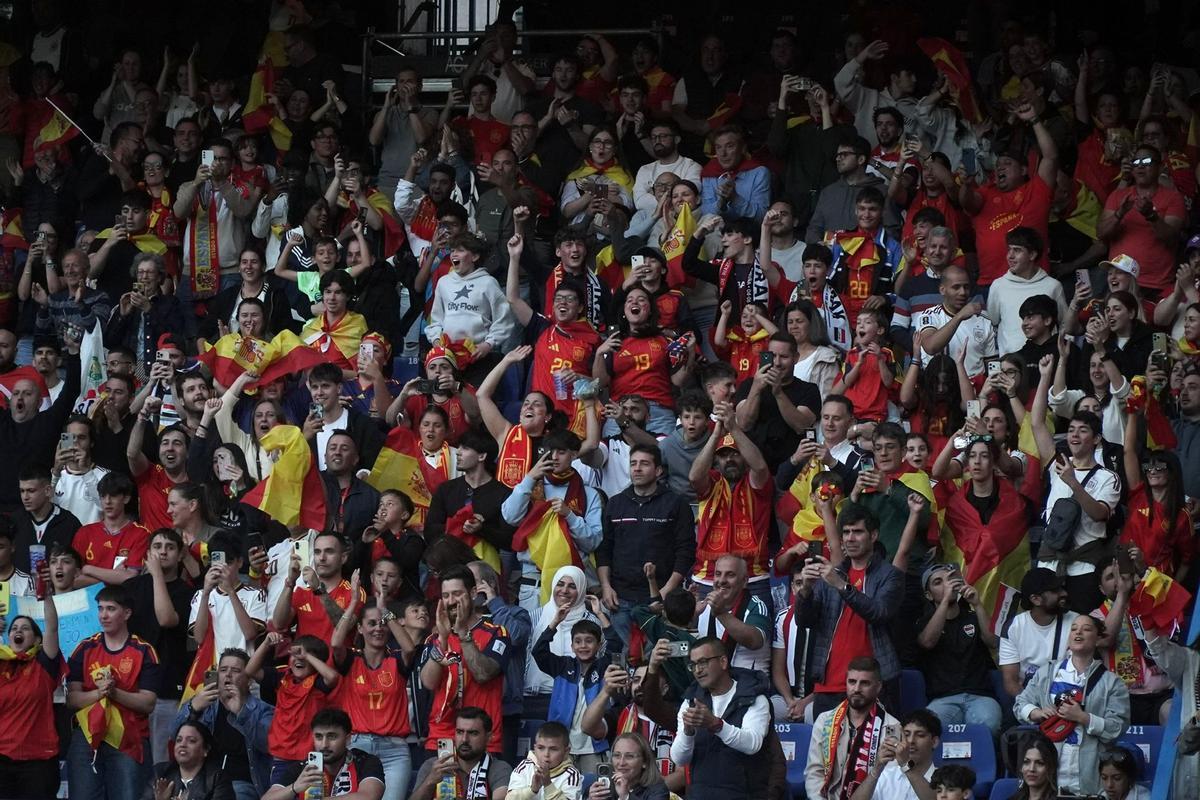 1-1 | España se conforma con un empate plomizo ante Irak en Riazor