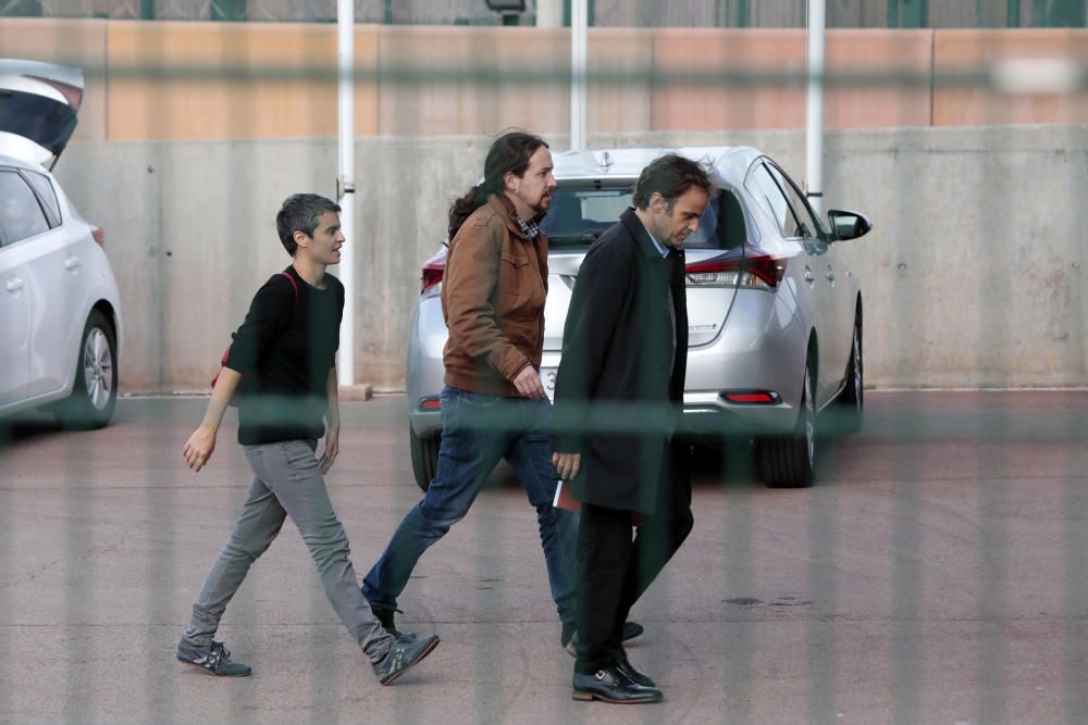 Pablo Iglesias es reuneix amb Oriol Junqueras a Lledoners