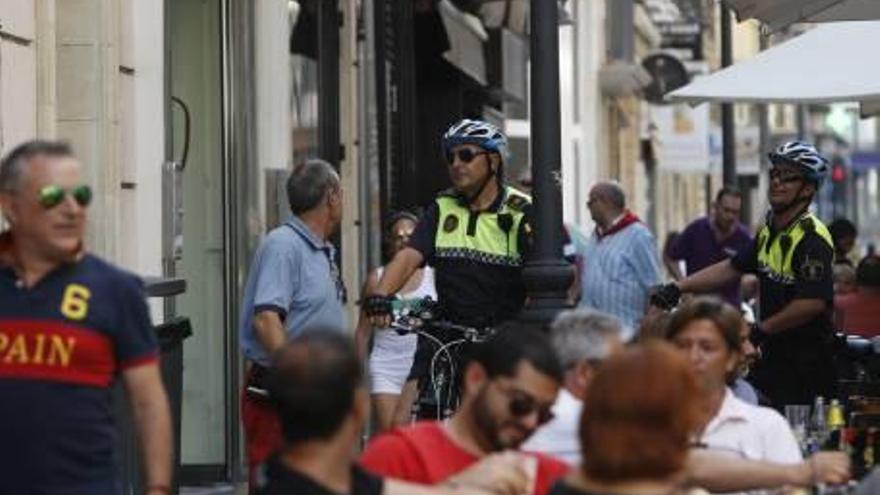 Pavón suspende la actividad en una decena de veladores