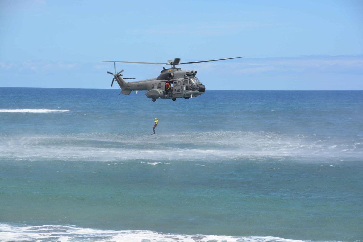 Maniobra de rescate del SAR.
